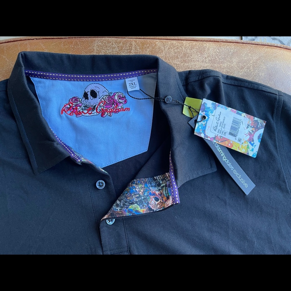 Robert Graham NWT 2XL Black Short Sleeve button detail